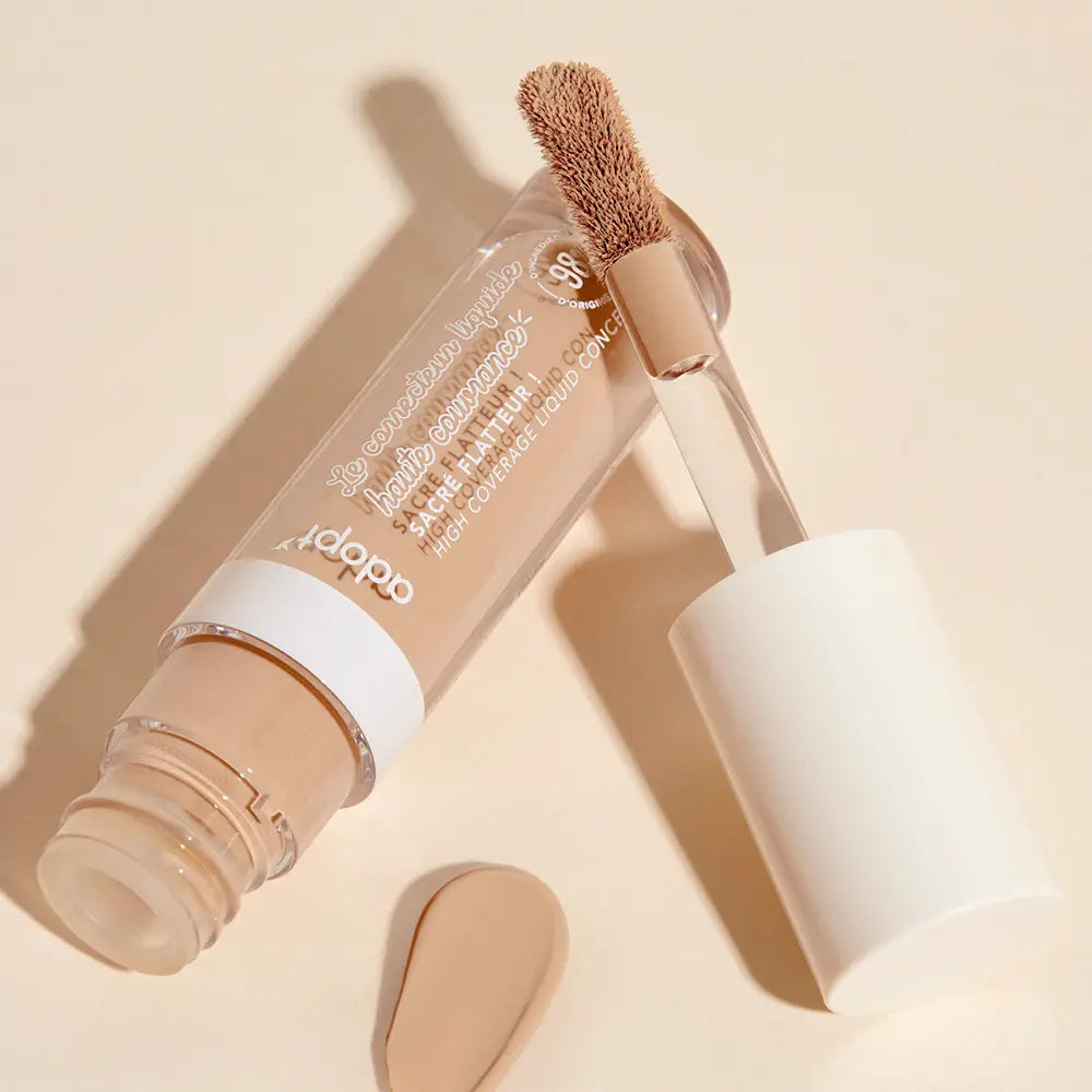 Sacré flatteur ! Correcteur liquide haute couvrance