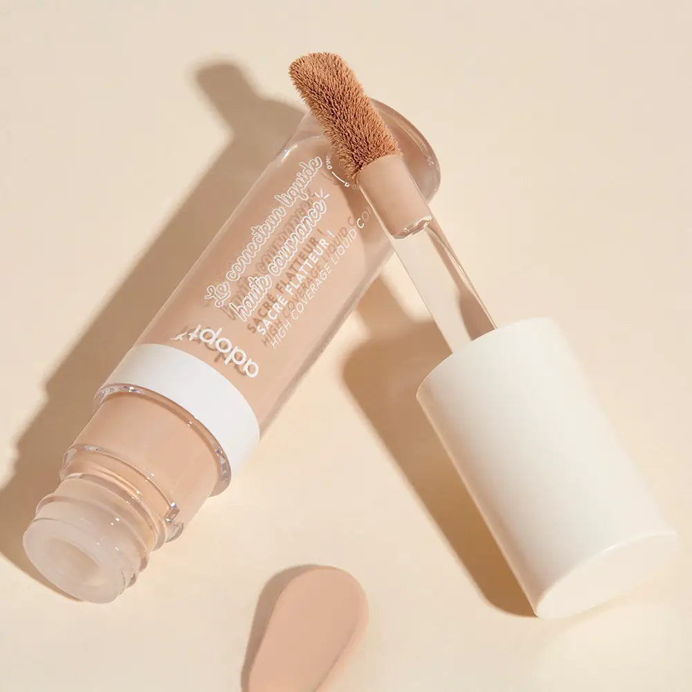 Sacré flatteur ! Correcteur liquide haute couvrance