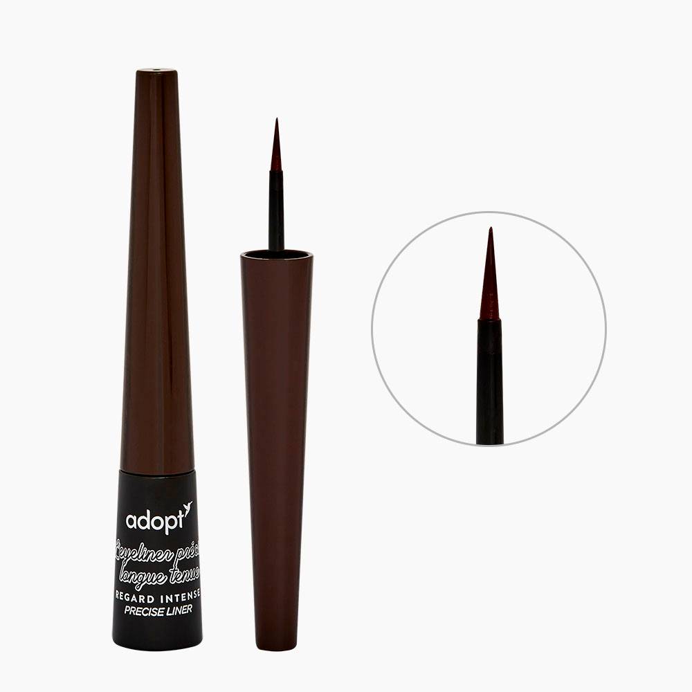 Eyeliner précis longue tenue regard intense Eyeliner