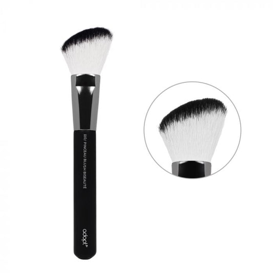 Pinceau 110/ blush biseauté - Adopt Accessoires Maquillage, maquillage - Maquillage, Parfums, Vernis, Rouge a levres, Ongles, Homme, Femme, Jolie, Belle, Beaute, beauty, High Class, Top pric
