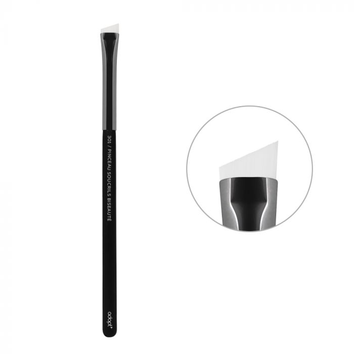 Pinceau 301/ sourcils biseauté - Adopt Accessoires Maquillage, maquillage - Maquillage, Parfums, Vernis, Rouge a levres, Ongles, Homme, Femme, Jolie, Belle, Beaute, beauty, High Class, Top p